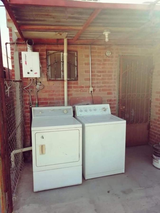 Departamento Equipado á 3 minutos del Consulado americano Manuel F. Martínez Exterior foto